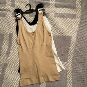 Pack of 3 body con cami’s.